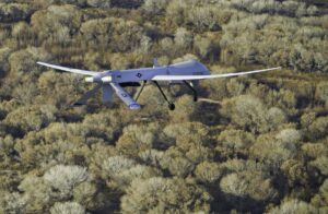 El Ejército de EEUU ataca instalaciones de drones de Irán tras el derribo de uno de sus drones