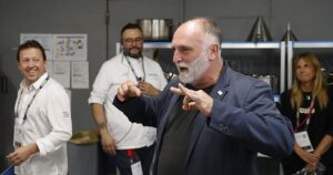 El chef José Andrés destina un millón de dólares para ayudar a las víctimas del terremoto de Venezuela