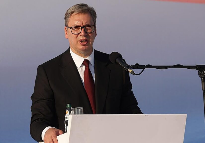 El presidente de Serbia anuncia que dimitirá «en unas pocas semanas» tras las protestas estudiantiles