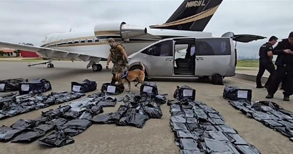 Gana un jet privado en un concurso de MrBeast y lo detienen después por traficar con marihuana en otro avión