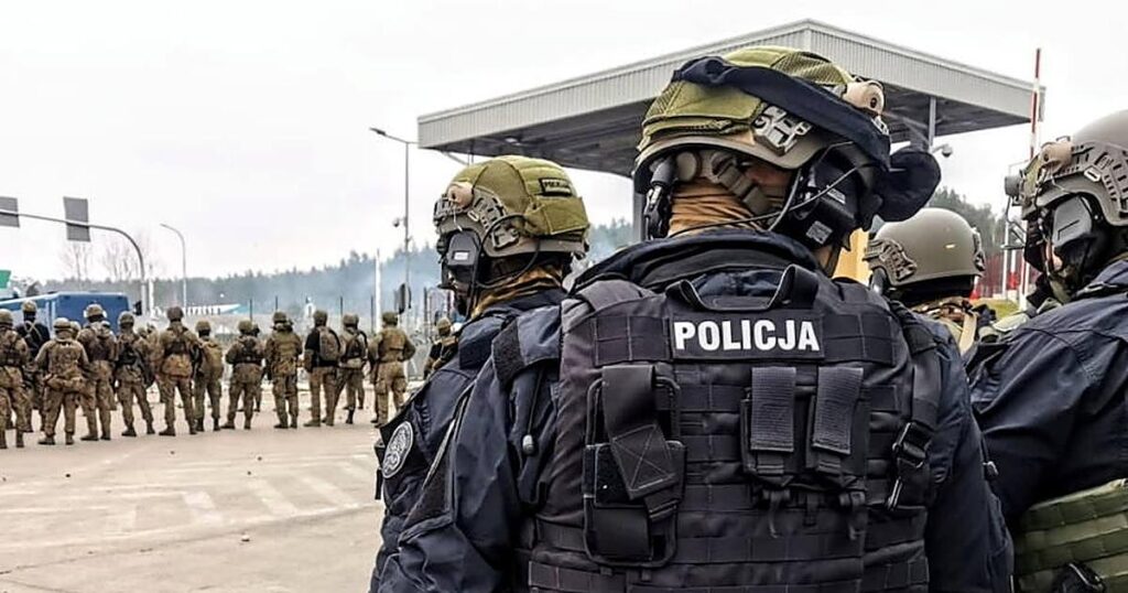Hallan 34 fetos enterrados en el jardín de una doctora en Polonia