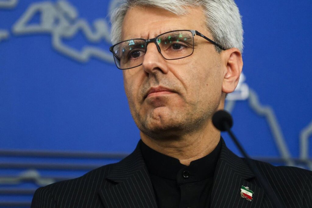 Irán confirma que viaja esta semana Doha pero desmiente un encuentro con EEUU