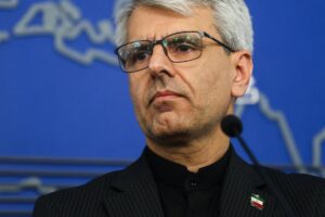 Irán confirma que viaja esta semana Doha pero desmiente un encuentro con EEUU