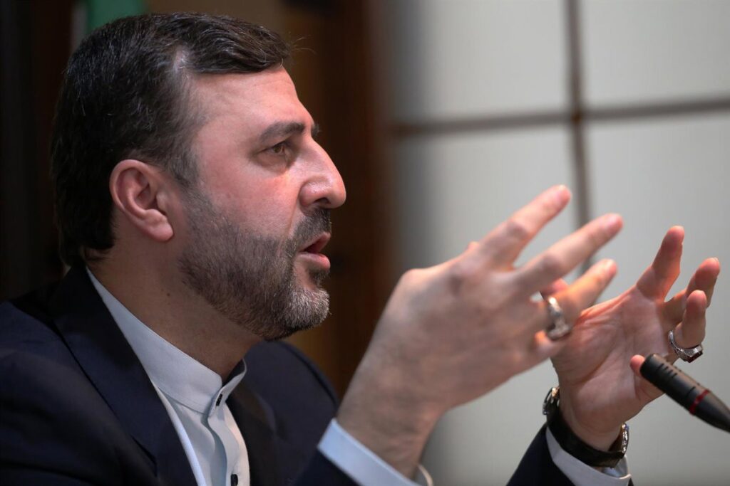 Irán confirma un primer encuentro del comité conjunto con Omán sobre la navegación en el estrecho de Ormuz