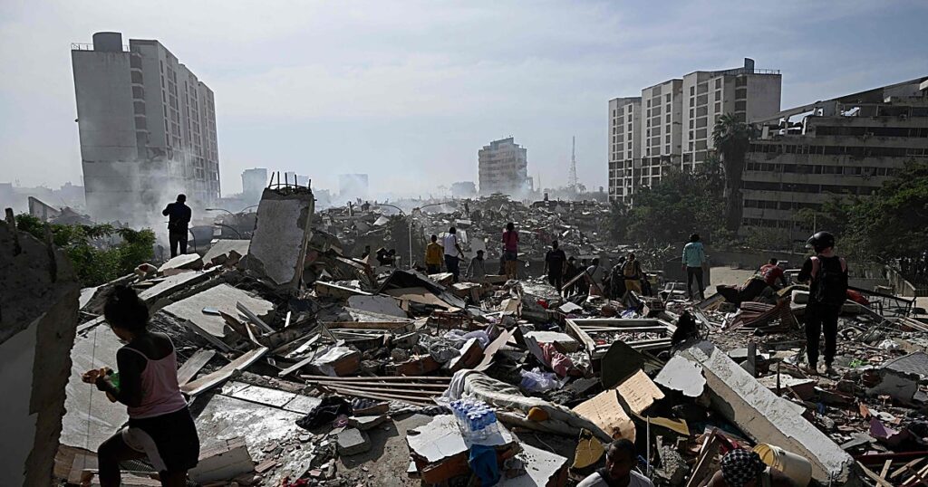 La Guaira, zona cero del doble terremoto en Venezuela, a vista de dron