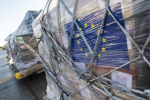 La UE activa un puente aéreo para suministrar 50 toneladas de ayuda humanitaria a Venezuela