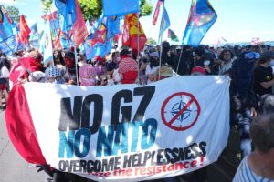 Miles de manifestantes protestan en Ginebra contra la cumbre del G7