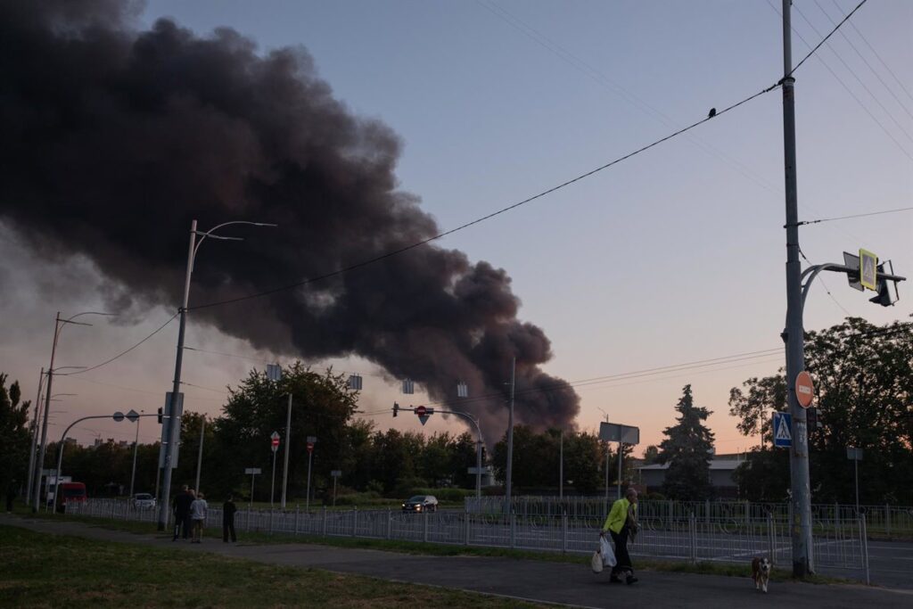Mueren dos personas en nuevos ataques del Ejército de Rusia contra las provincias de Kiev y Dnipropetrovsk, en Ucrania