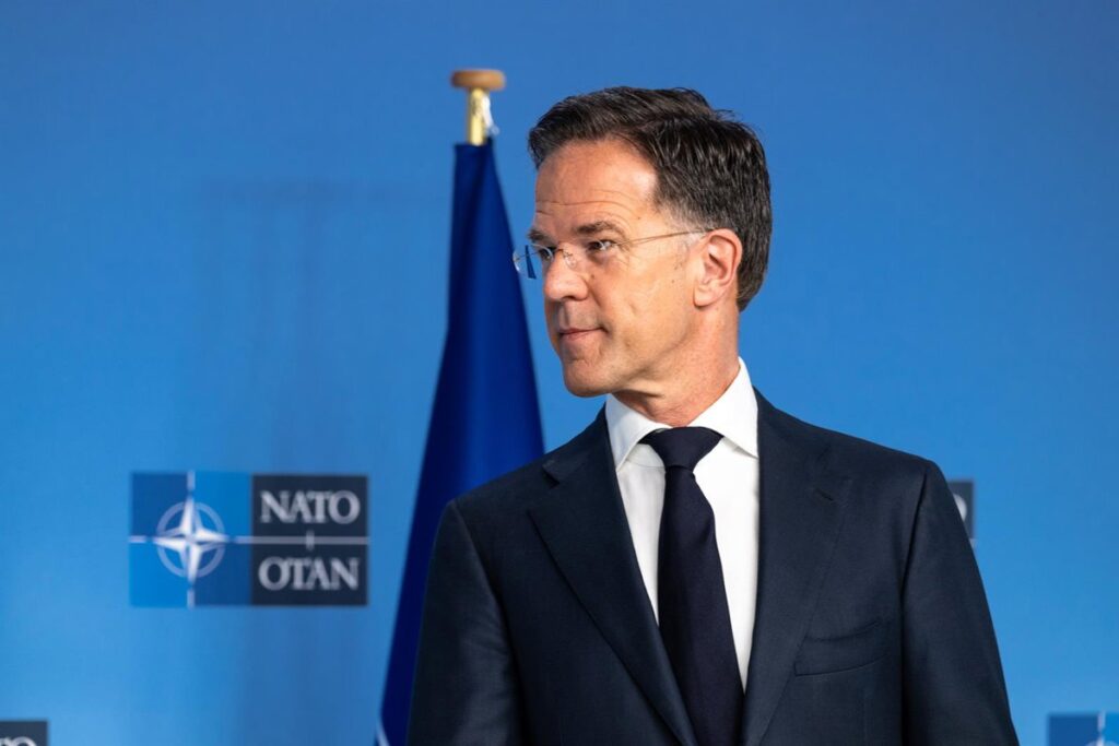 Rutte elogia las acciones de Trump para "debilitar la capacidad nuclear de Irán"