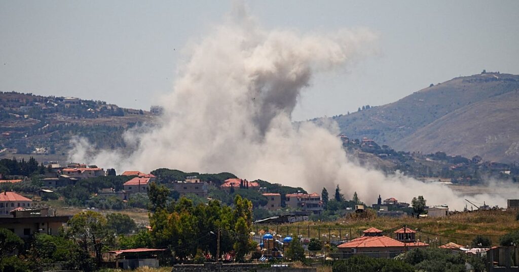 Siguen los combates entre Israel y Hizbolá pese al nuevo alto el fuego en el Líbano
