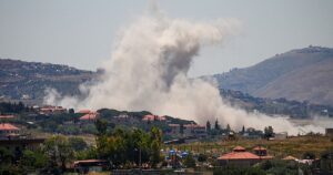 Siguen los combates entre Israel y Hizbolá pese al nuevo alto el fuego en el Líbano