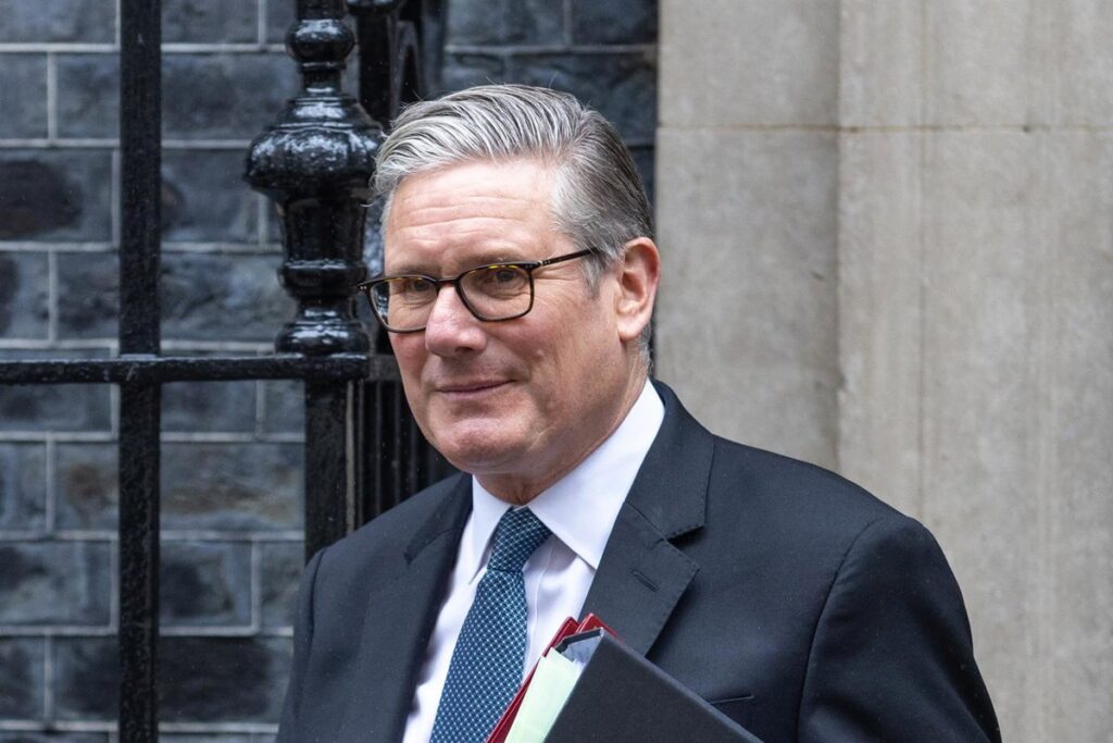 Starmer avanza un plan de inversión militar ante la amenaza que representa Rusia