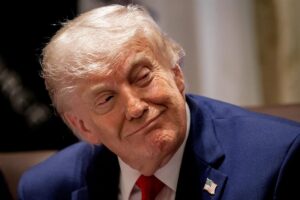 Trump asegura que "no pasa nada" si Irán suspende las conversaciones para el cese de hostilidades