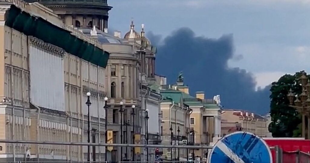 Ucrania lanza una ofensiva sobre el Davos ruso de Putin