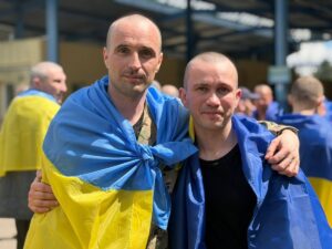 Ucrania y Rusia culminan con éxito un nuevo canje de 390 prisioneros de guerra