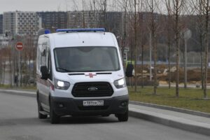Un ataque con drones de Ucrania contra Rusia causa un incendio en una refinería en Moscú