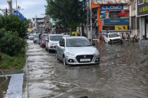 Al menos diez muertos en inundaciones en la Cachemira india