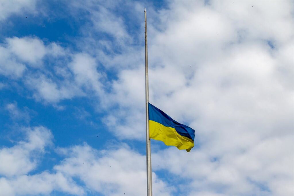 Al menos un muerto y trece heridos tras un ataque ruso con misiles balísticos sobre Kiev (Ucrania)