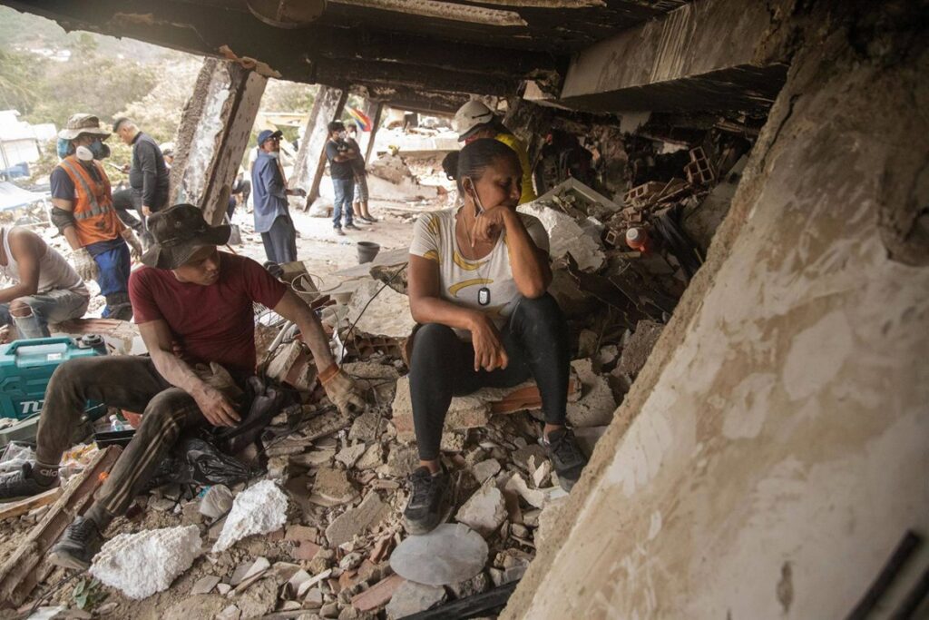 Ascienden a más de 3.680 los fallecidos por los terremotos en Venezuela