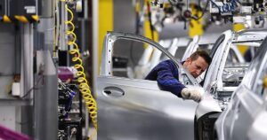 BMW planea la salida voluntaria de 8.000 trabajadores en Alemania
