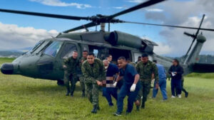Cuatro civiles heridos en asonada contra militares en El Tambo