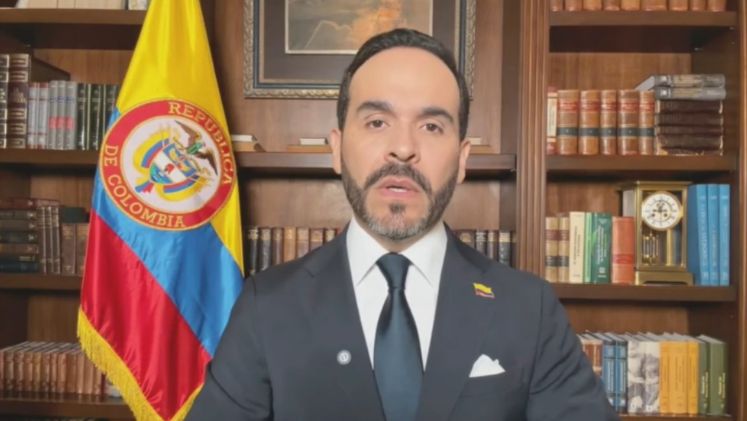 De la Espriella solicita a las Fuerzas Armadas defender la Constitución tras suspender el empalme