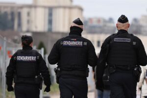 Detenido un hombre por apuñalar a tres mujeres en el noroeste de París