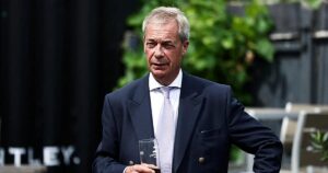 Detienen en Londres a un hombre por amenazar al político Nigel Farage