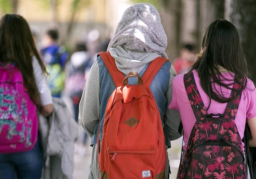 El Constitucional rechaza las quejas contra la prohibición del velo en escuelas de Austria