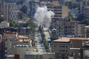 El Ejército de Israel lanza dos ataques en minutos contra una localidad en el sur de Líbano