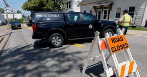 El ICE suspende los controles de tráfico tras el tiroteo mortal en Maine