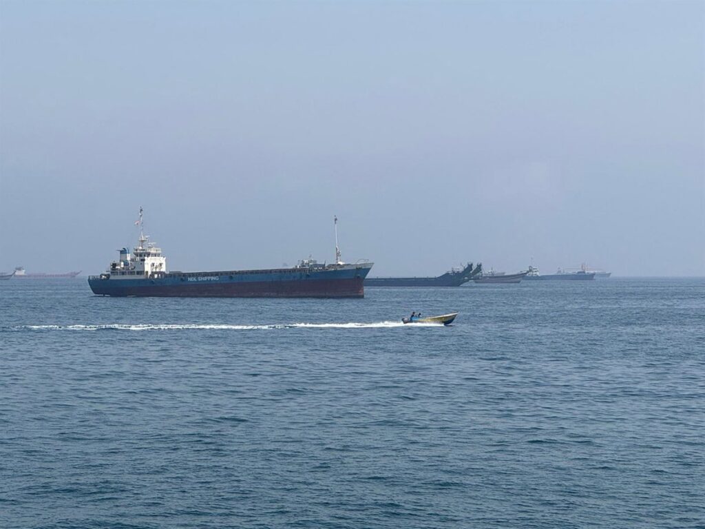 El jefe de DDHH de la ONU pide la evacuación de unos 6.000 marinos que siguen atrapados en Ormuz por la guerra