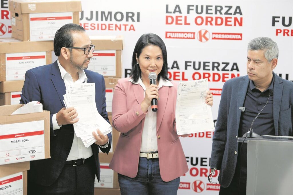 El máximo órgano electoral de Perú proclama a Keiko Fujimori presidenta electa