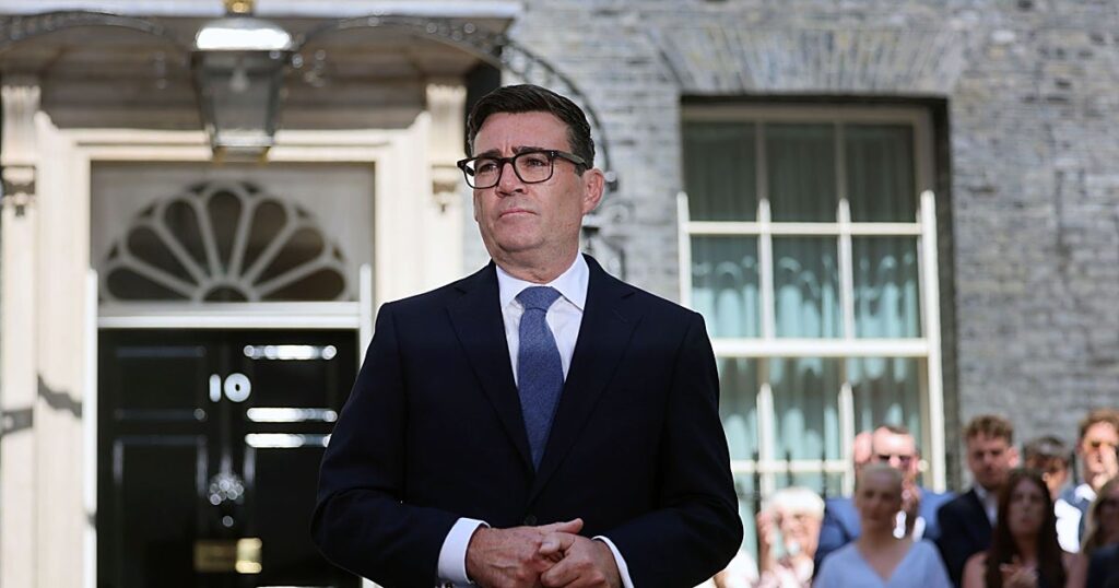 El nuevo primer ministro británico elimina el IVA de la electricidad en los hogares