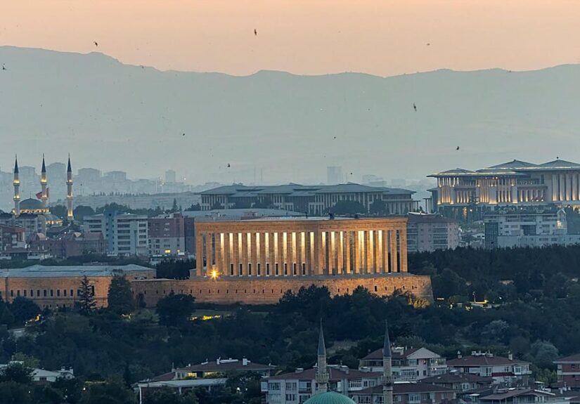 Erdogan entierra con sus monumentos y mezquitas la herencia laica de Turquía
