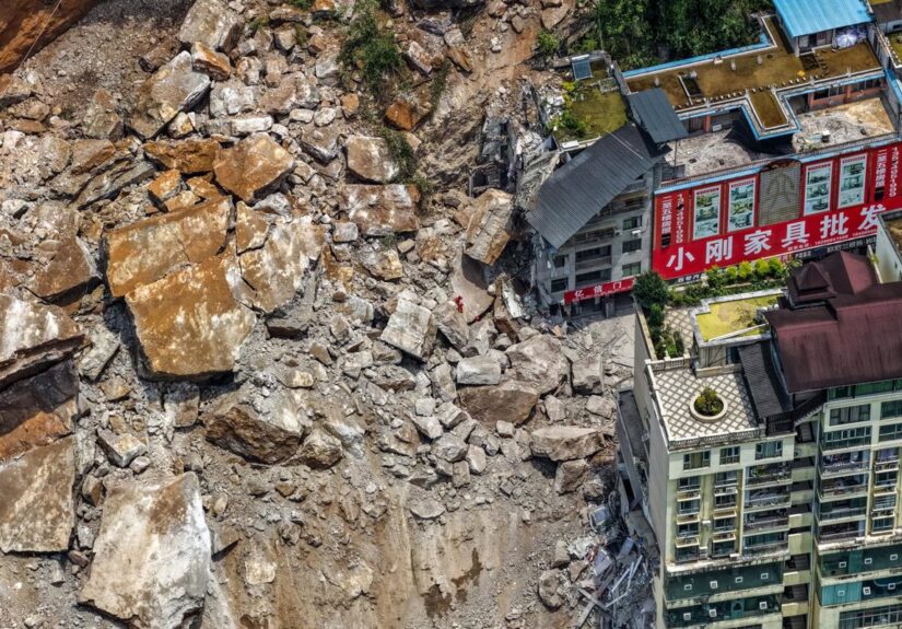 Evacuadas más de mil personas tras un deslizamiento de tierra en el centro de China