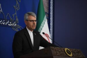 Irán niega que haya pedido negociaciones directas con EEUU para el cese de las hostilidades