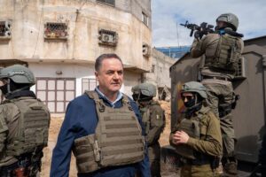 Israel asegura EEUU está deteniendo sus "muchas ganas" de atacar Irán por las posibles represalias a la región