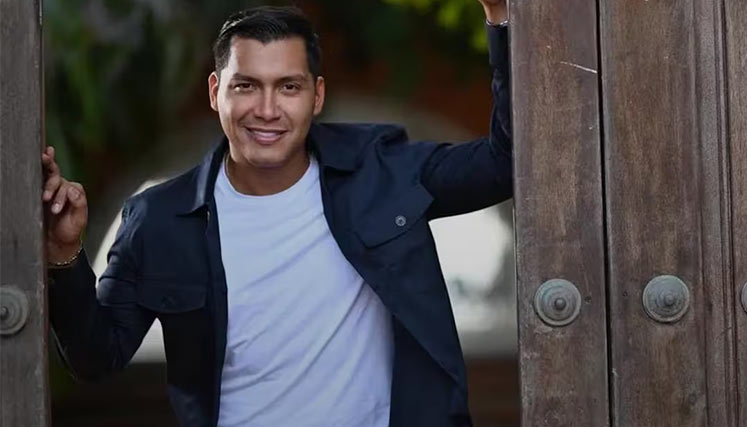 Juanda Caribe mostró los primeros diseños de su marca de ropa interior