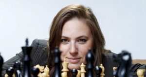 Judit Polgár, la leyenda del ajedrez que Magyar desea como presidenta de Hungría