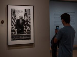 La Casa Blanca anuncia un plan para erradicar la "ideología marxista" de la gran institución cultural Smithsonian