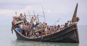 La ONU alerta de la posible muerte de más de 500 personas por el hundimiento de dos embarcaciones en Birmania