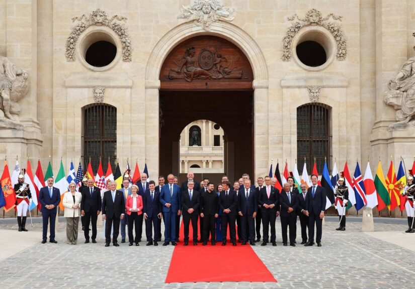 La fuerza internacional que se desplegará en Ucrania llevará a cabo ejercicios "en los próximos meses"