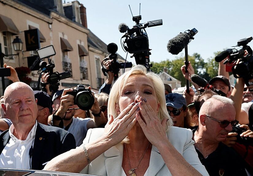 Le Pen aprovecha su periplo judicial para impulsar su campaña presidencial