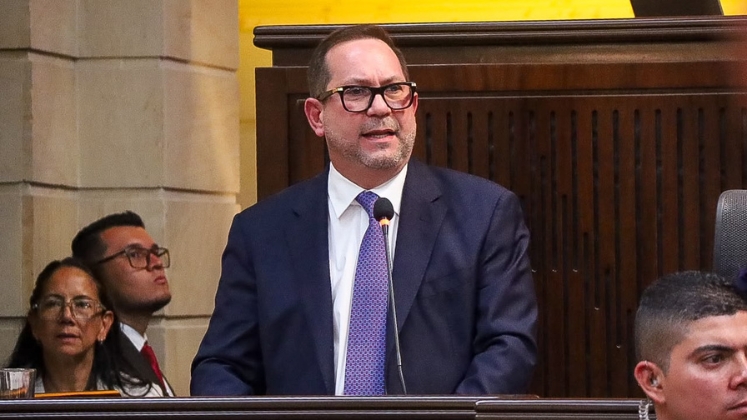 Lidio García se despide de la presidencia del Senado con un duro mensaje a Petro y elogios para De la Espriella
