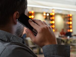 Llamadas spam crecieron 21 % en Colombia y aumentan el riesgo de estafas telefónicas