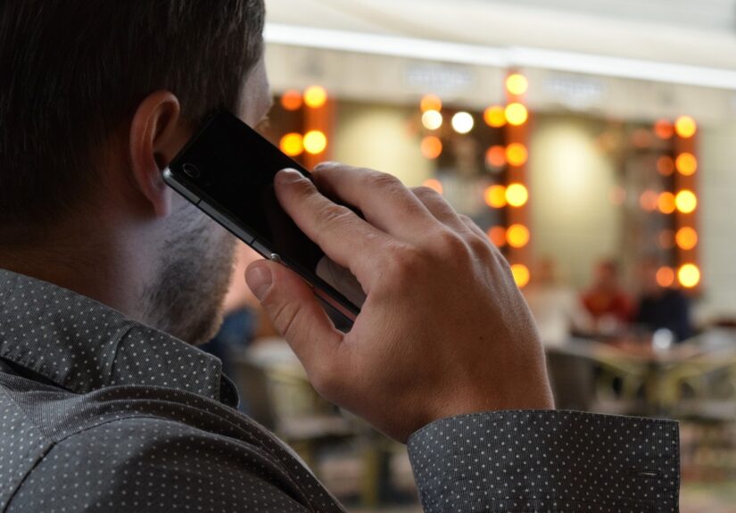 Llamadas spam crecieron 21 % en Colombia y aumentan el riesgo de estafas telefónicas