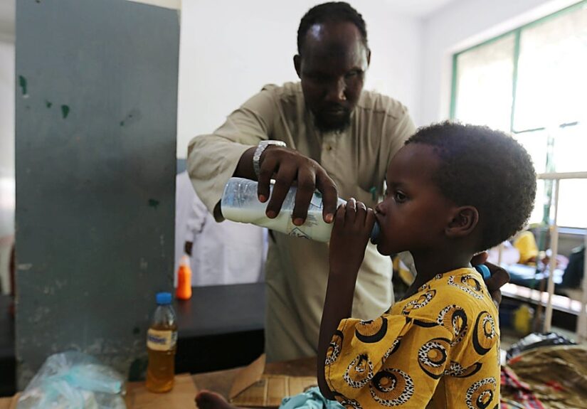 Los recortes de ayuda humanitaria agravan la hambruna en Somalia y ponen en riesgo a dos millones de niños