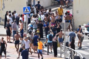 Medios marroquíes responsabilizan a las redes sociales de orquestar el cruce de jóvenes a Ceuta "ocupada"