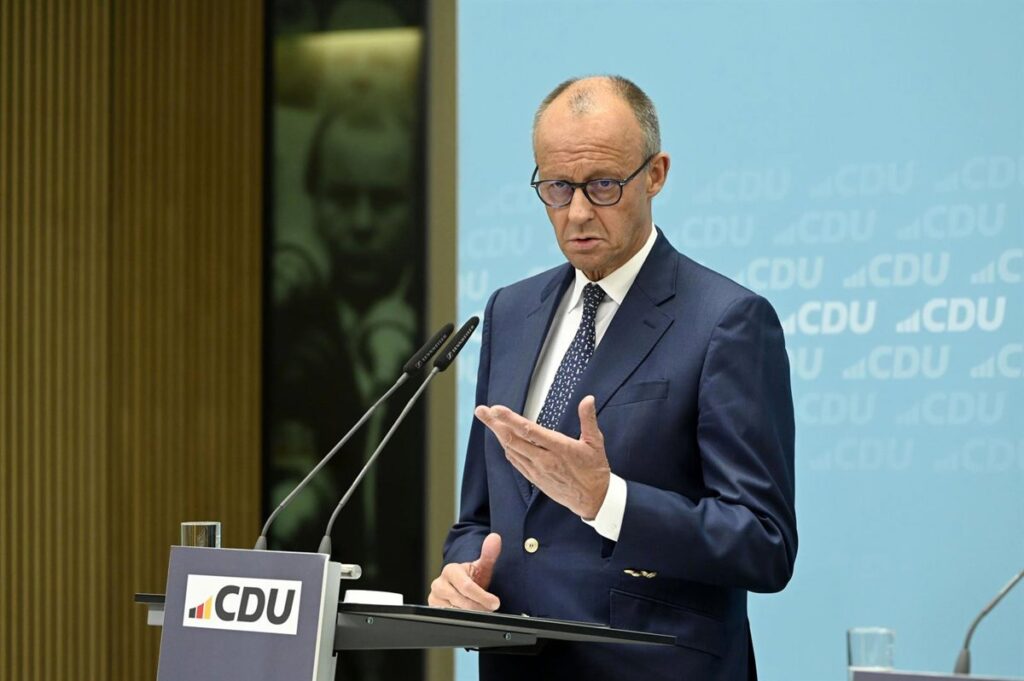 Merz afirma que el ataque al Orgullo en Berlín no fue "al azar" y pide ir más allá de las declaraciones